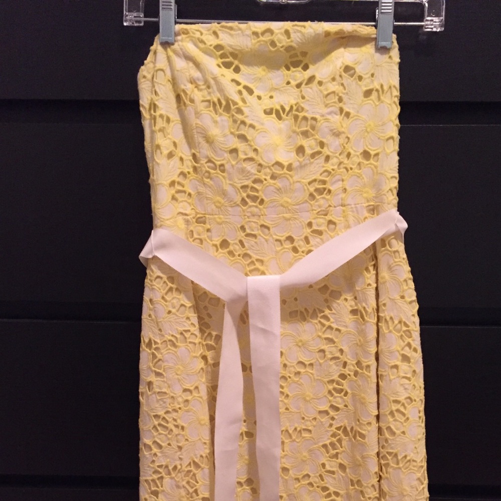 Yellow eyelet Lilly Pulitzer strapless dress